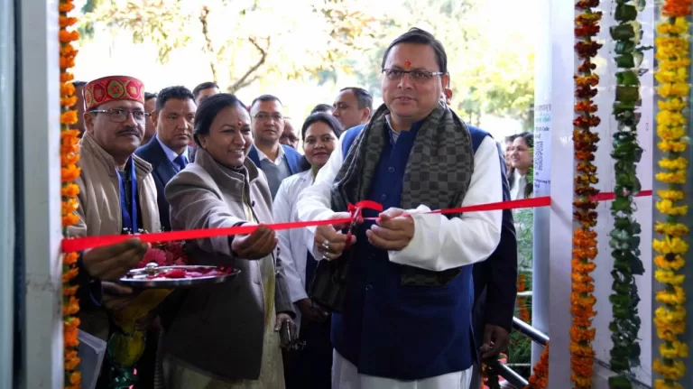 Ayush Camp : का मुख्यमंत्री ने किया शुभारंभ