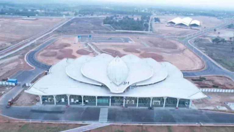 Shivamogga Airport : पीएम मोदी ने किया शिवमोगा एयरपोर्ट का उद्घाटन