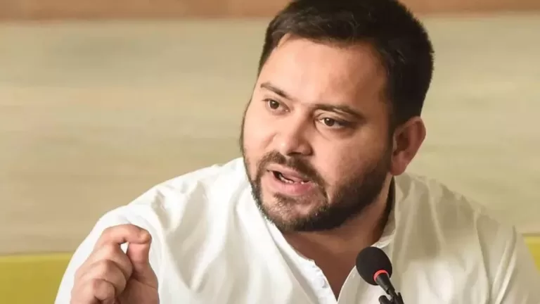 Bihar Budget Session : विधानसभा में बोलते हुए विपक्ष पर भड़के तेजस्वी