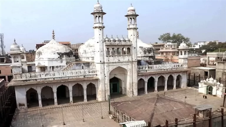Gyanvapi Masjid : ज्ञानवापी मस्जिद में अगली सुनवाई तक नहीं होगी कार्बन डेटिंग