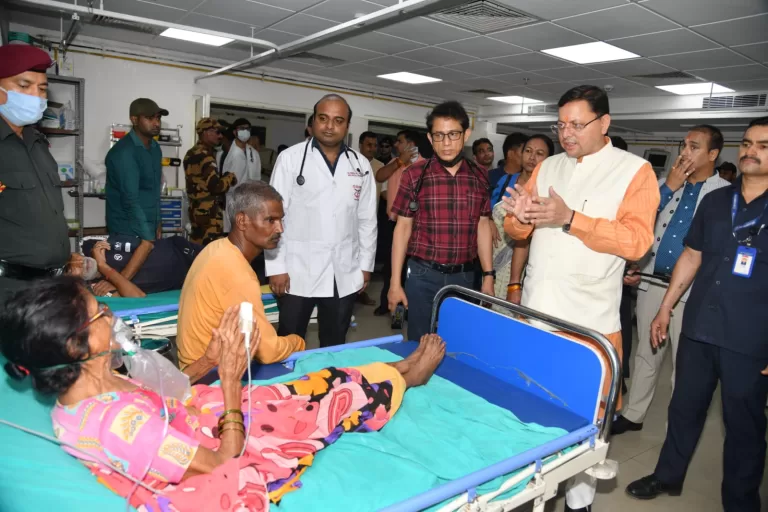 Doon Medical College Hospital : का CM धामी ने किया औचक निरीक्षण