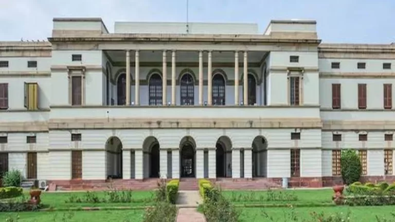 Nehru Memorial : केंद्र ने बदला नेहरू मेमोरियल का नाम, पीएम पर बरसी कांग्रेस