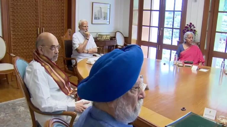 PM Modi Meeting : पीएम की अध्यक्षता में महत्वपूर्ण बैठक, कई केंद्रीय मंत्री रहे मौजूद