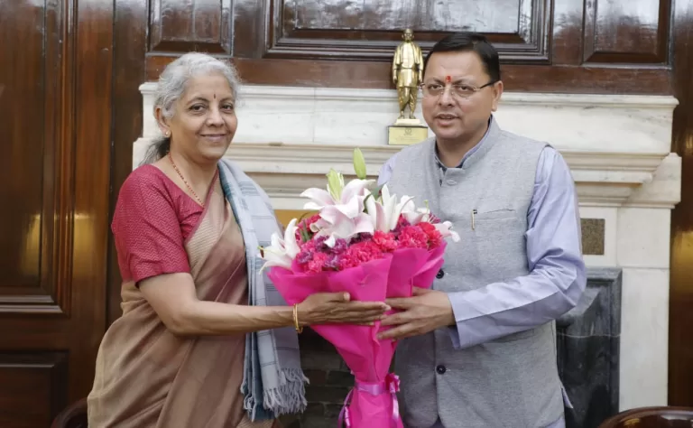 CM meet Nirmala Sitharaman : CM धामी ने केंद्रीय वित्त मंत्री निर्मला सीतारमण से की भेंट
