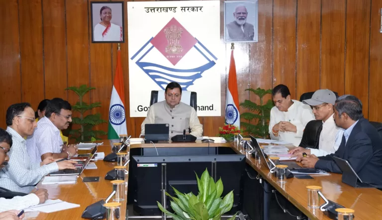 Ganga Corridor: CM ने हरिद्वार- ऋषिकेश गंगा कॉरिडोर शीघ्र बनाने के दिए निर्देश