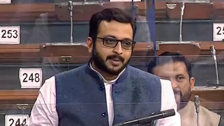 Maharashtra Politics : अमोल कोल्हे अब शरद पवार गुट में हुए शामिल