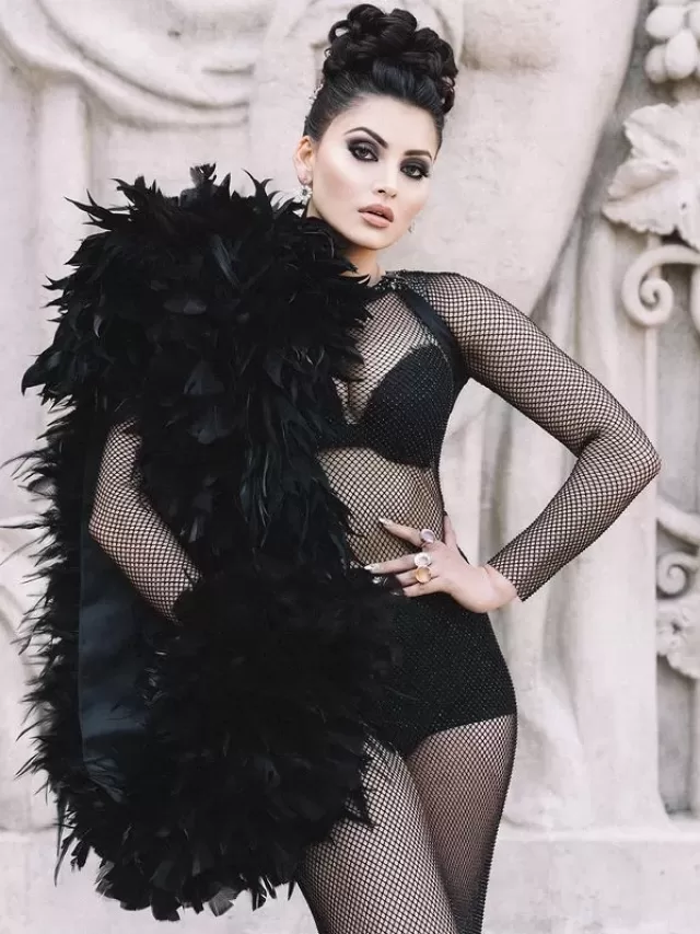 Urvashi Rautela Becomes First Indian Showstopper At Paris Fashion Week 2023