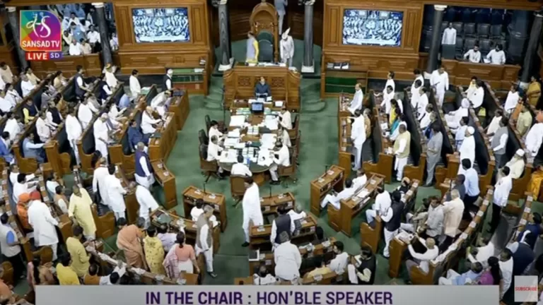Parliament Monsoon Session : लोकसभा और राज्यसभा दोपहर 2 बजे तक स्थगित