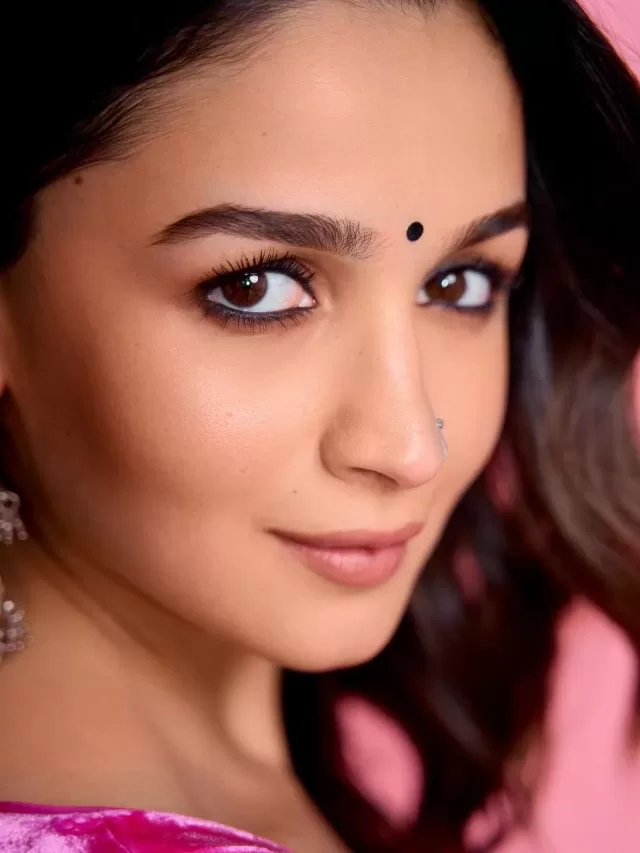 Alia Bhatt turns desi ‘Barbie’ in a stunning rani pink saree