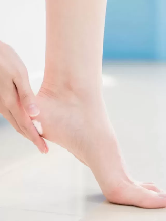 Home Remedies To Get Rid Of Cracked Heels