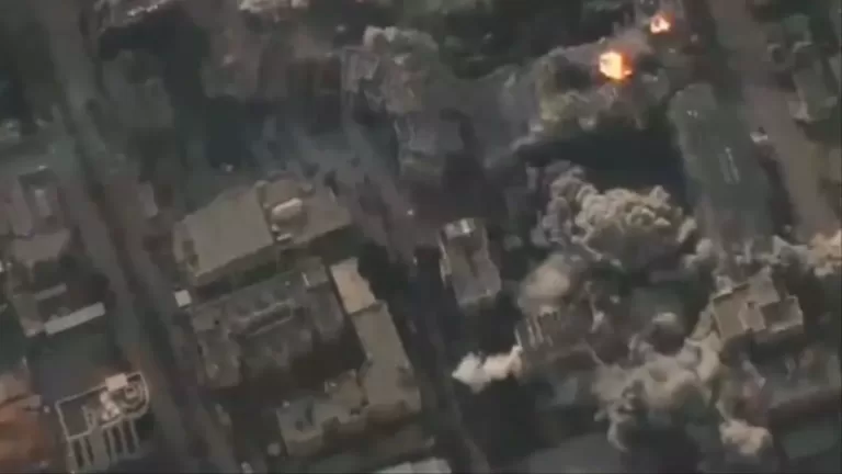 Israel Hamas War : इजरायली एयरफोर्स ने गाजा मुस्लिम यूनिवर्सिटी पर की बमबारी