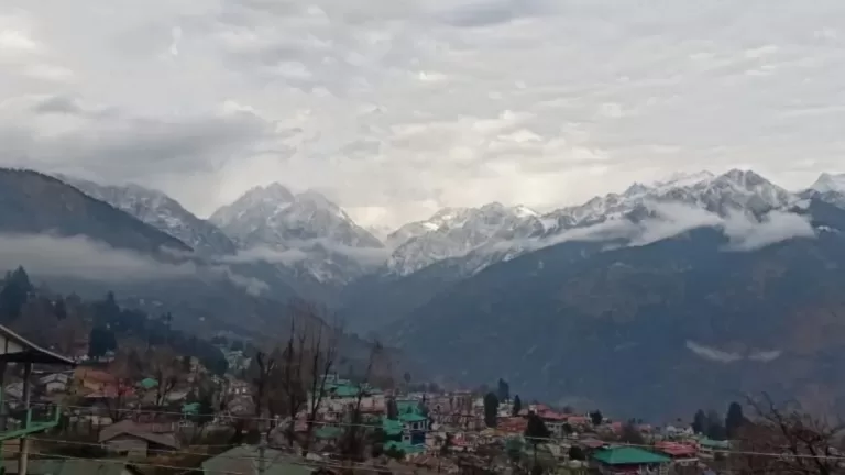23 जनवरी को बारिश–बर्फबारी का अलर्ट, शासन ने सभी एजेंसियों को रखा एलर्ट मोड पर